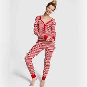 Red and White Striped Women's Sleepwear